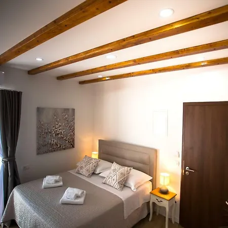 Apartment Katriga Luxury Studio, 4**** Old Town