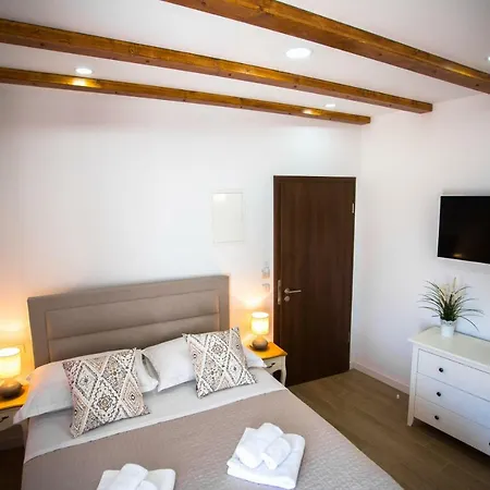 Apartment Katriga Luxury Studio, 4**** Old Town